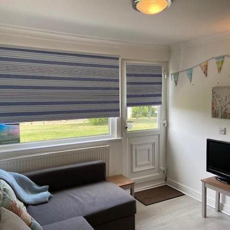Chalet 87 Sandown Bay Holiday Centre Generous Money Off Ferry Crossing & Special Offer Until End Of June, September And Halloween Deals Now On Exterior foto